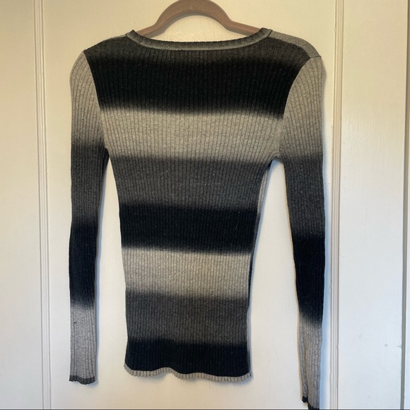 Michael Kors Knit Sweater - Picture 5 of 5